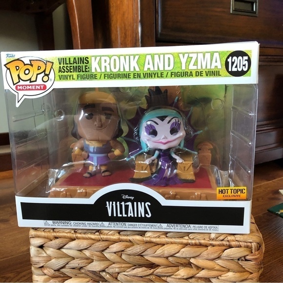 Funko Pop Disney: Villains Assemble: Emperor’s New Groove: Kronk & Yzma #1205 - Picture 1 of 5
